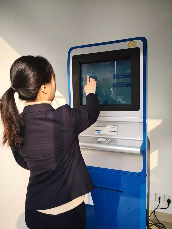 湛江24小时套医保卡回收(24小时套医保卡回收什么意思)